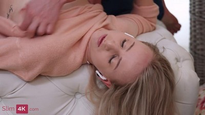 Порно: Длинноволосые девушки